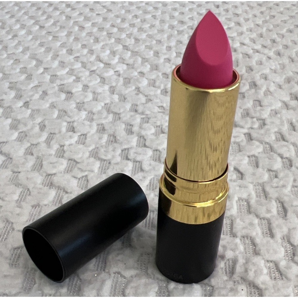 Revlon Super‎ Lustrous Lipstick Matte Femme Future Pink 054 Discontinued